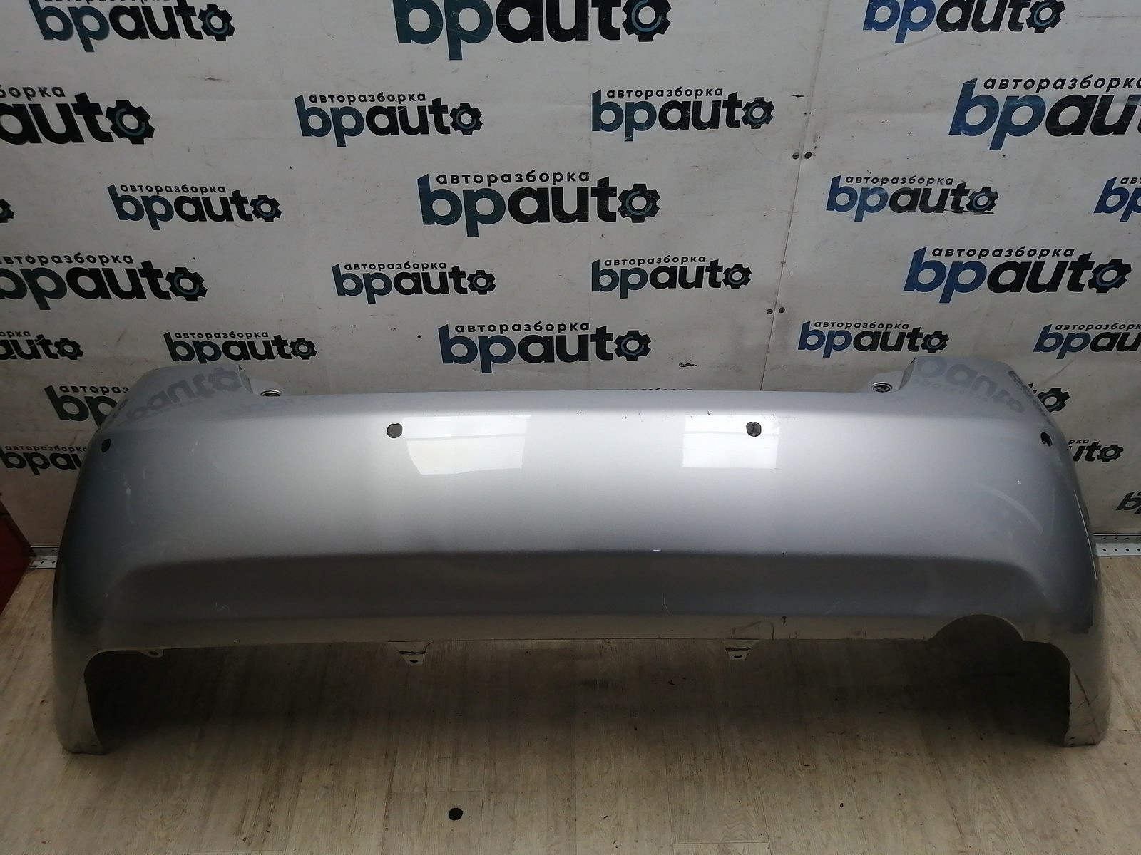 Пример детали Бампер задний v2.4; под паркт. (52159-33918); Toyota Camry 40 рест. (2010 — 2011) /AA045893/ БУ; Оригинал; Р1, Мелкий дефект; 