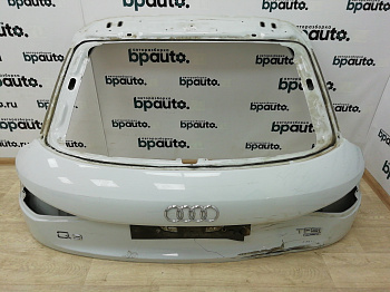 Фотография детали AA000390; Крышка багажника (8U0827025B) для Audi Q3/БУ; Оригинал; Р3, Под восстановление; . Фото номер 1