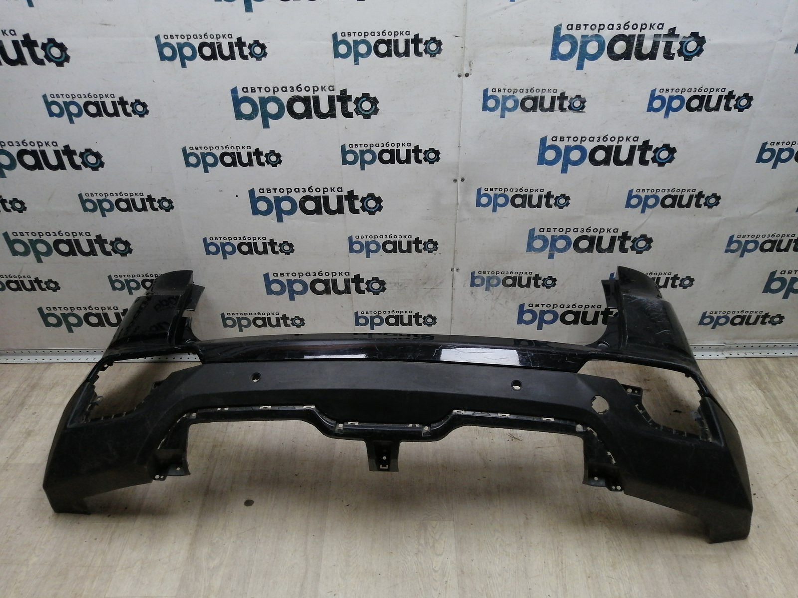 Пример детали Бампер задний; под паркт. (86611-M0000); Hyundai Creta I (2016-н.в.) /AA045415/ БУ; Оригинал; Р1, Мелкий дефект; 