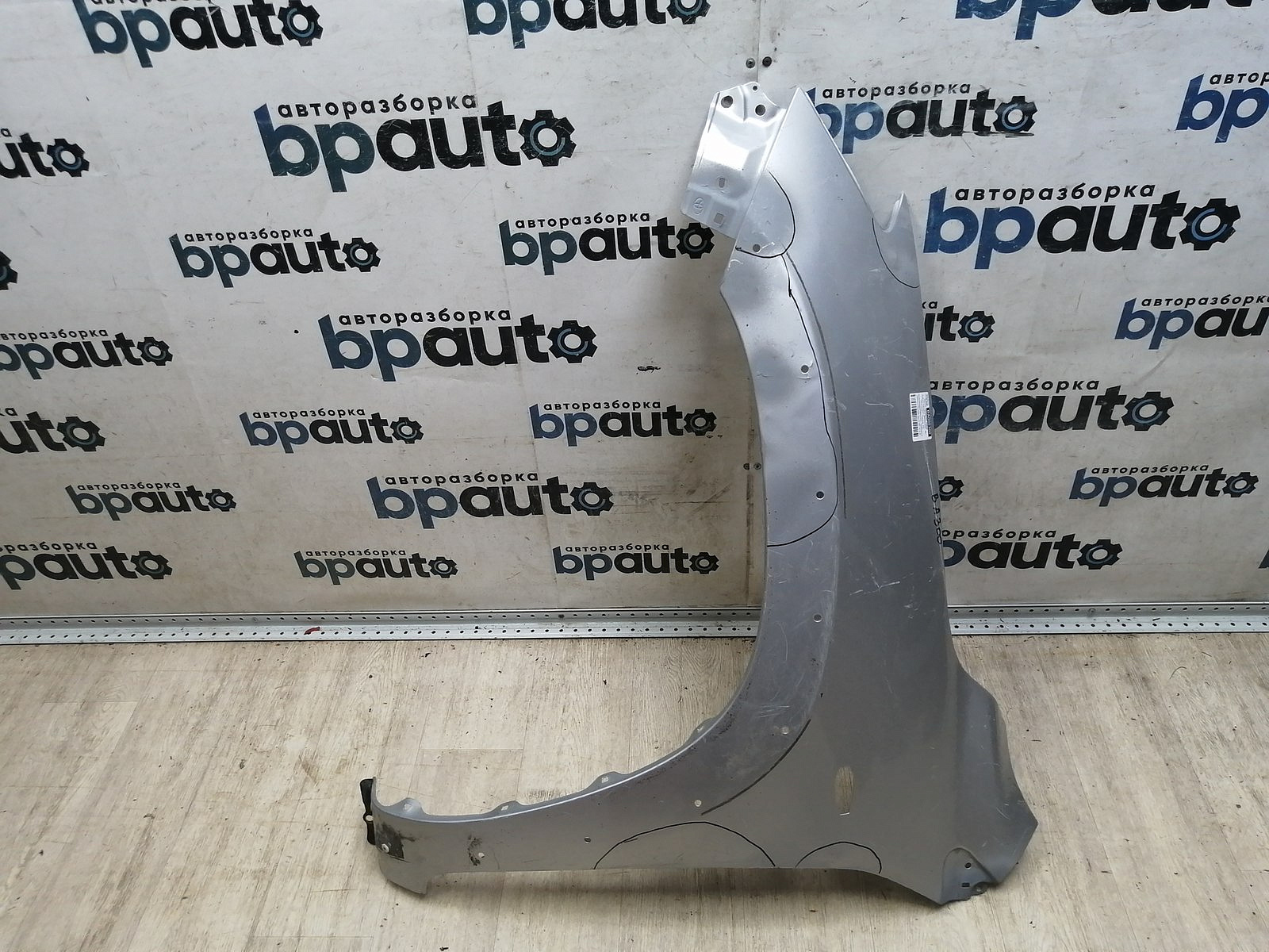 Пример детали Крыло переднее левое (53812-42240); Toyota Rav4 30&nbsp;&nbsp;V 2.4 (2006 - 2009) /BA000300/ БУ; Оригинал; Р2, Удовлетворительное; 