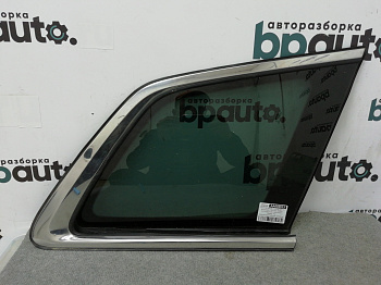 Фотография детали AA002913; Стекло в заднее правое крыло, форточка (TD11-62-950B) для Mazda CX-9 I (2006-2012)/БУ; Оригинал; Р2, Удовлетворительное; . Фото номер 1