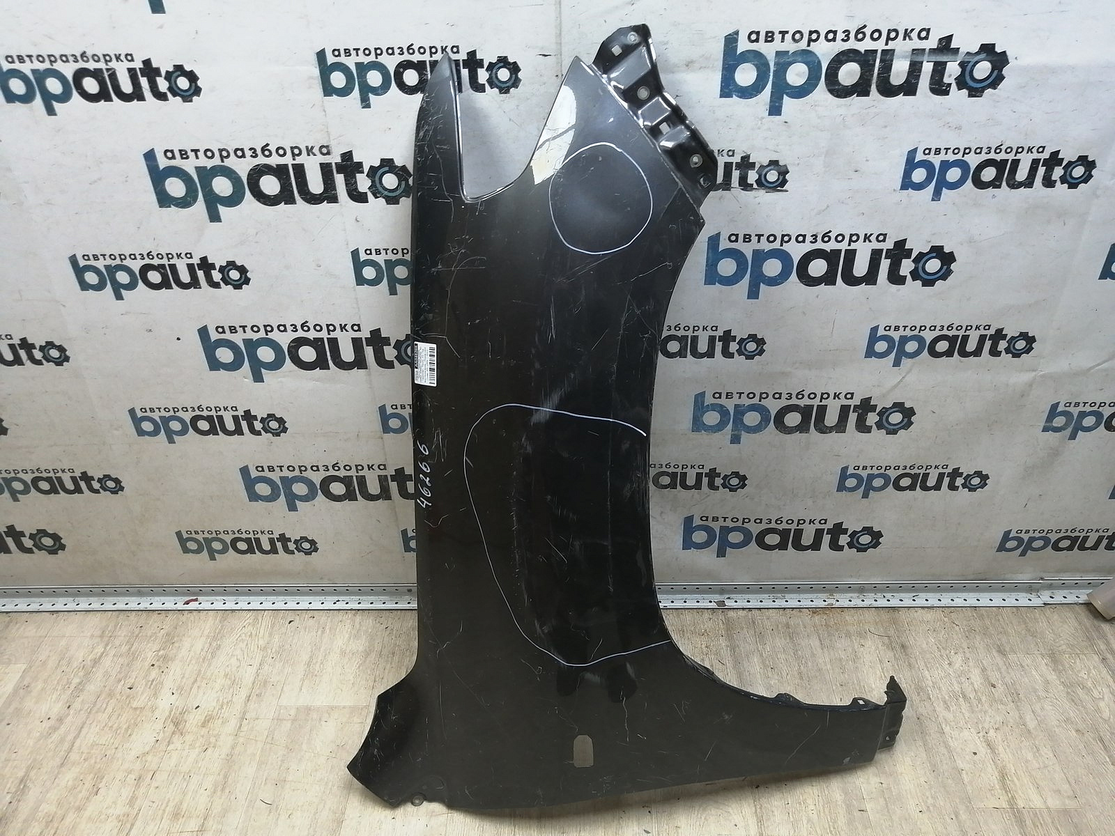 Пример детали Крыло переднее правое (53801-60B80); Toyota Land Cruiser 200 (2008 — 2012) /AA046266/ БУ; Оригинал; Р3, Под восстановление; 