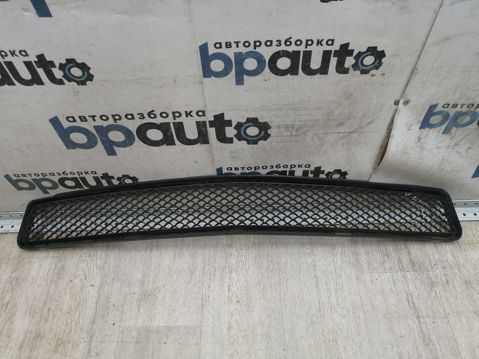 Фотография детали AA046140; Решетка переднего бампера нижняя, AMG (A1668855925) для Mercedes-Benz M-klasse III (W166) (2011-2015)/БУ; Оригинал; Р1, Мелкий дефект; . Фото номер 1