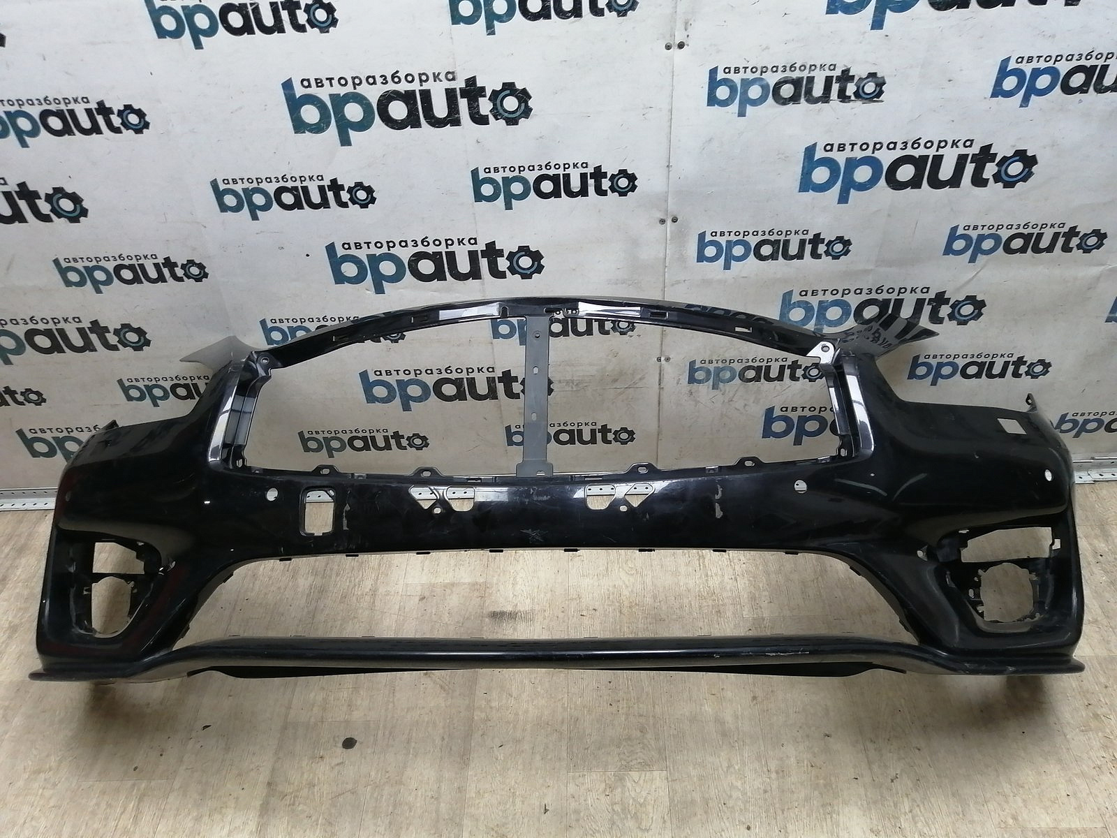 Фотография детали AA045700; Бампер передний, V 3.7; под паркт.; под омыват. (62022-4AN0H) для Infiniti Q70 I рест. (2014-2019)/БУ; Оригинал; Р1, Мелкий дефект; . Фото номер 1