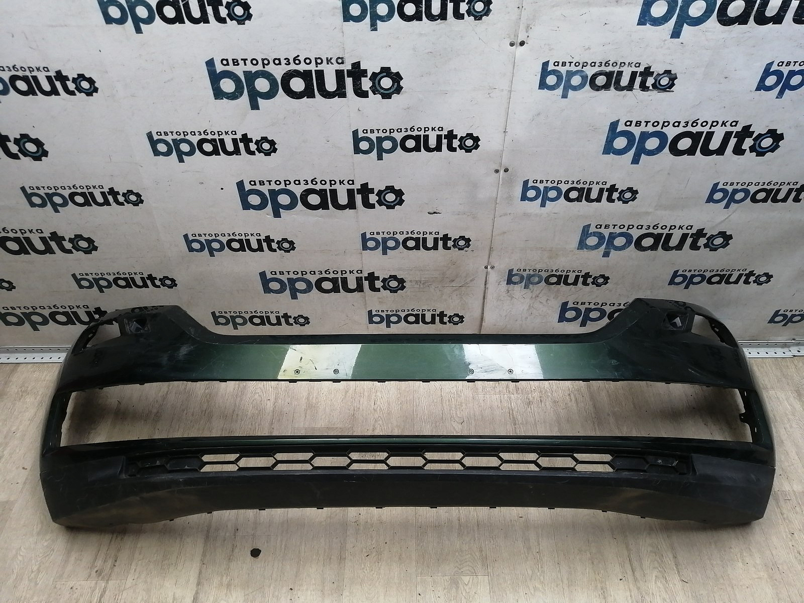 Пример детали Бампер передний; без паркт.; под омыват. (562 807 221); Skoda Kodiaq I (2016- 2021) /AA046162/ БУ; Оригинал; Р1, Мелкий дефект; 