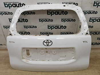 Пример детали Крышка багажника (67005-60F50); Toyota Land Cruiser Prado 150 (2010 — 2013) /AA033659/ БУ; Оригинал; Р1, Мелкий дефект; (040) Белый