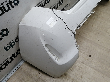 AA044957; Бампер задний; без паркт. (52159-02840) для Toyota Auris II (2013 — 2015)/БУ; Оригинал; Р2, Удовлетворительное; 