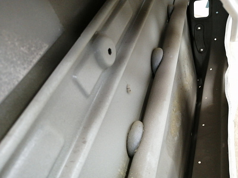 Фотография детали AA019452; Дверь передняя левая (95242604) для Chevrolet Orlando (2011-2014)/БУ; Оригинал; Р0, Хорошее; (GAZ) Белый. Фото номер 16
