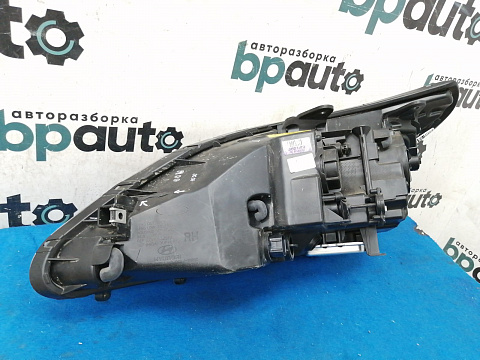 Фотография детали AA019281; Фара ксенон адаптив. правая (92102-3N030) для Hyundai Equus II (2010-2013)/БУ; Оригинал; Р1, Мелкий дефект; . Фото номер 6