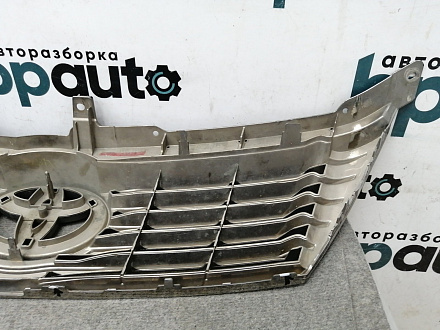 AA011782; Решетка радиатора (53101-33370) для Toyota Camry 50 (2012 — 2014)/БУ; Оригинал; Р2, Удовлетворительное; 