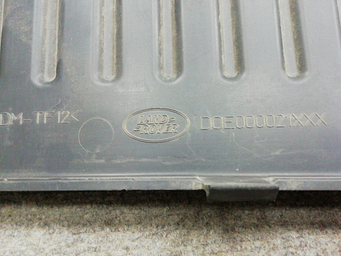 Фотография детали AA010602; Накладка заднего бампера верхняя (AH3217775AA) для Land Rover Range Rover Sport/БУ; Оригинал; Р1, Мелкий дефект; . Фото номер 11