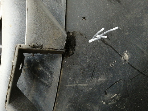 Фотография детали AA037245; Бампер задний, под хром молдинг; без паркт. (13368066) для Opel Astra J рест. HB 5D (2012 - 2015)/БУ; Оригинал; Р1, Мелкий дефект; . Фото номер 26