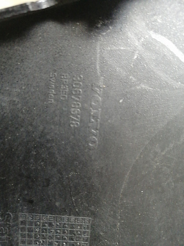 Фотография детали BA000050; Бампер передний; под омыват. (30678678) для Volvo XC70/БУ; Оригинал; Р1, Мелкий дефект; . Фото номер 25