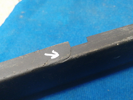 AA035730; Накладка на дверь задняя левая (87733-2P000) для Kia Sorento/БУ; Оригинал; Р1, Мелкий дефект; 