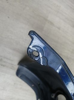 AA046011; Бампер передний; без паркт.; под омыват. (62022-BH10H) для Nissan Note I рест. (2009-2013)/БУ; Оригинал; Р1, Мелкий дефект; 