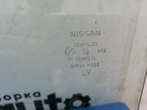 Фотография детали AA013735; Стекло передней правой двери (80300-9U000) для Nissan Note/БУ; Оригинал; Р0, Хорошее; . Фото номер 3