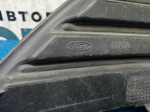 Фотография детали AA032774; Накладка ПТФ левая, матовая (8M51-R19953) для Ford Focus/БУ; Оригинал; Р1, Мелкий дефект; . Фото номер 9