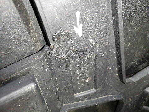 Фотография детали BA000118; Бампер передний; под паркт.; без омыват. (620221738R) для Renault Arkana (2019-2023)/БУ; Оригинал; Р1, Мелкий дефект; . Фото номер 14