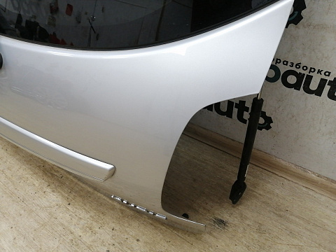 Фотография детали AA010645; Крышка багажника (67005-12B80) для Toyota Auris I рест. (2010- 2013)/БУ; Оригинал; Р0, Хорошее; (1F7) Серебро металик. Фото номер 7