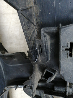 AA045531; Бампер передний; под паркт.; под омыват. (4L0 807 437 H) для Audi Q7 I рест. (2010-2015)/БУ; Оригинал; Р1, Мелкий дефект; 