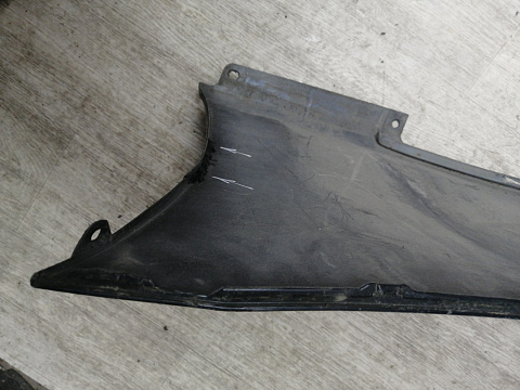 Фотография детали AA045636; Бампер задний; под паркт. (52159-06B80) для Toyota Camry/БУ; Оригинал; Р1, Мелкий дефект; . Фото номер 9