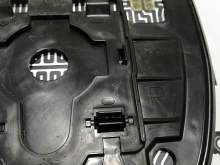 AA045101; Зеркальный элемент правый (87931-0K070) для Toyota/БУ; Оригинал; Р0, Хорошее; 