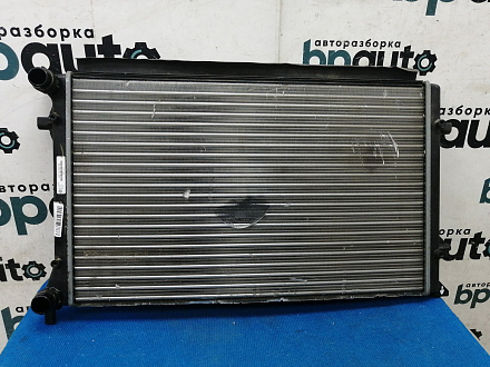 AA023251; Радиатор охлаждения (1K0 121 251 DL) для Volkswagen/БУ; Оригинал; Р2, Удовлетворительное; 