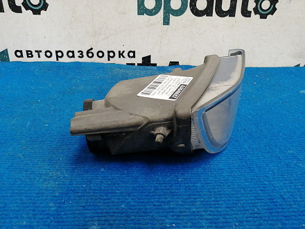 AA040057; ПТФ правая (81211-60151) для Toyota Land Cruiser Prado 120 (2002- 2009)/БУ; Оригинал; Р1, Мелкий дефект; 