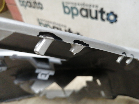 Фотография детали AA044459; Бампер передний; под паркт.; под омыват. (20845711) для Cadillac SRX/БУ; Оригинал; Р1, Мелкий дефект; . Фото номер 16