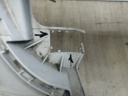 BA000247; Бампер передний; под паркт.; под омыват. (5M0807221N) для Volkswagen Golf Plus II (2009-2014)/БУ; Оригинал; Р1, Мелкий дефект; 