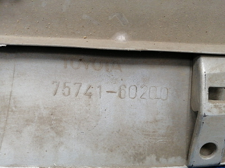AA036069; Накладка на дверь задняя правая (75741-60200) для Toyota Land Cruiser Prado 120 (2002- 2009)/БУ; Оригинал; Р1, Мелкий дефект; 