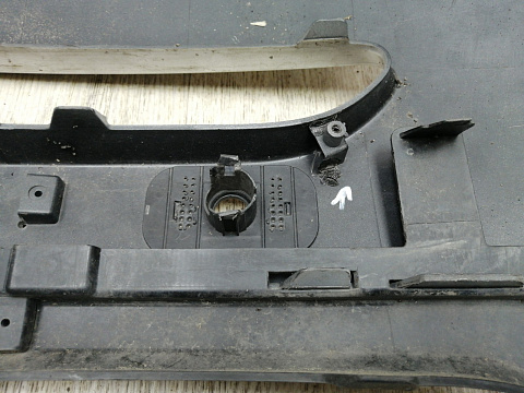 Фотография детали AA044586; Бампер передний; под паркт.; под омыват. (86511-2P500) для Kia Sorento II рест. (2012- 2020)/БУ; Оригинал; Р2, Удовлетворительное; . Фото номер 29