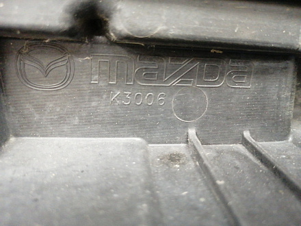 AA034454; Решетка переднего бампера, матовая часть под номер (BHE4-50-1T1) для Mazda 3 BL/БУ; Оригинал; Р1, Мелкий дефект; 