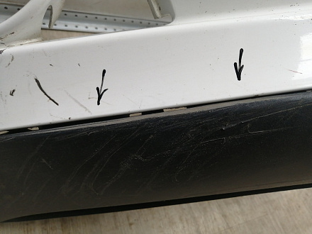 AA045457; Бампер передний, Sport-Style; без паркт.; под омыват. (5N0807221) для Volkswagen Tiguan I (2007- 2011)/БУ; Оригинал; Р1, Мелкий дефект; 