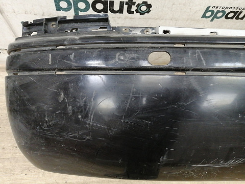 Фотография детали AA033385; Бампер задний; без паркт. (106 807 421 B) для Skoda Octavia I рест. Liftback  (2000-2011)/БУ; Неоригинал; Р1, Мелкий дефект; . Фото номер 5