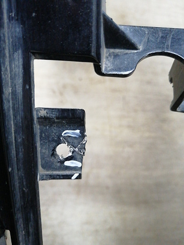 Фотография детали AA045324; Бампер передний; под паркт.; без омыват. (22787147) для Opel Insignia/БУ; Оригинал; Р1, Мелкий дефект; . Фото номер 14