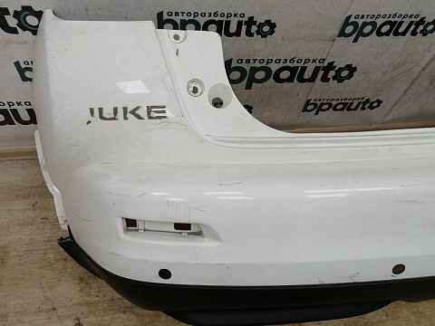 Фотография детали AA031350; Бампер задний; под паркт. (85022-1KA6H) для Nissan Juke I (2010-2014)/БУ; Оригинал; Р1, Мелкий дефект; . Фото номер 8