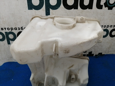 Фотография детали AA033023; Бачок омывателя нижняя часть (3AA 955 453 J ) для Volkswagen Passat/БУ; Оригинал; Р1, Мелкий дефект; . Фото номер 9