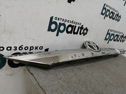 Накладка крышки багажника Тойота Камри 50 2012 — 2014, б/у, фото 2