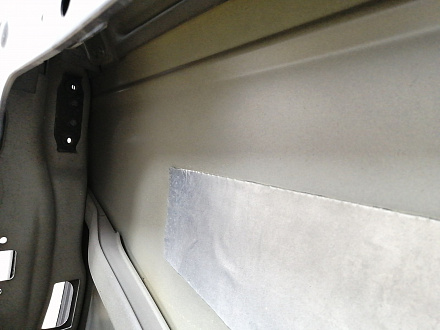 AA018609; Дверь задняя правая (LR036402) для Land Rover Range Rover/БУ; Оригинал; Р0, Хорошее; (AAN, 865) Темно-коричневый