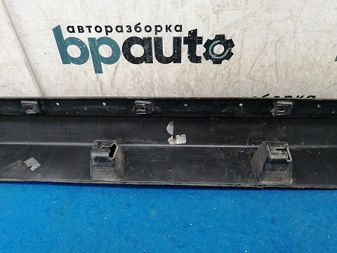 Фотография детали AA035226; Накладка порога передняя левая (95164754) для Opel Mokka (2012 - 2015)/БУ; Оригинал; Р1, Мелкий дефект; . Фото номер 12