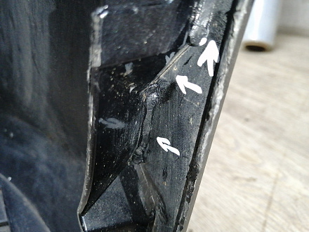 AA045411; Бампер передний; без паркт.; без омыват. (13225746) для Opel Astra/БУ; Оригинал; Р1, Мелкий дефект; 