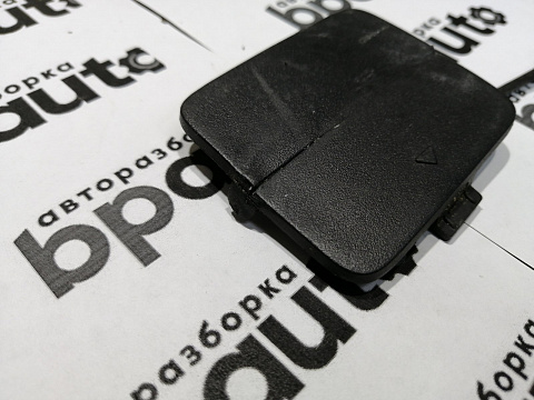 Фотография детали AA045315; Заглушка буксир. рыма заднего бампера левая (51127230181) для BMW Х3 II (F25) (2010-2014)/БУ; Оригинал; Р2, Удовлетворительное; . Фото номер 2