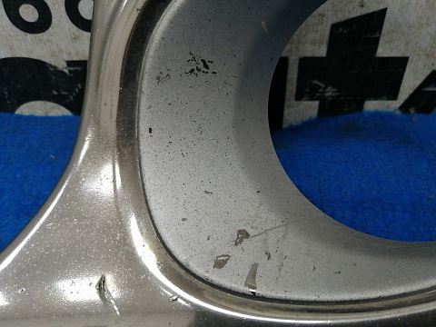 Фотография детали AA031449; Накладка ПТФ левая, хром с серебр. окантовкой (52127-33130) для Toyota Camry 50 (2012 — 2014)/БУ; Оригинал; Р2, Удовлетворительное; . Фото номер 3