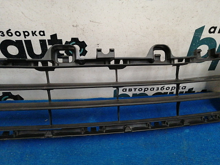 AA043180; Решетка переднего бампера (GHP9-501T1) для Mazda 6 III (GJ) (2012-2015)/БУ; Оригинал; Р1, Мелкий дефект; 