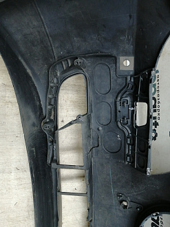 AA045303; Бампер передний; под паркт.; под омыват. (51117178068) для BMW 5 серия Е60 Е61/БУ; Оригинал; Р1, Мелкий дефект; 