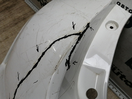 AA044957; Бампер задний; без паркт. (52159-02840) для Toyota Auris II (2013 — 2015)/БУ; Оригинал; Р2, Удовлетворительное; 