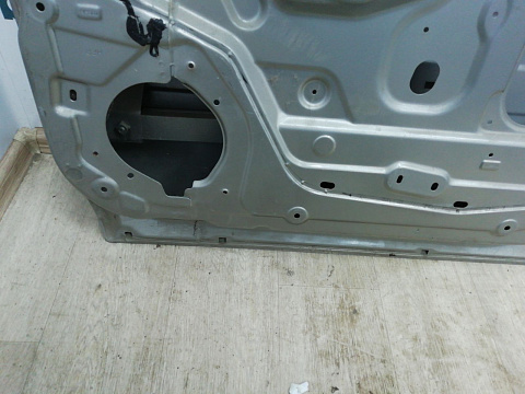 Фотография детали AA005254; Дверь передняя правая (H01008H7MM) для Nissan X-Trail T30/БУ; Оригинал; Р1, Мелкий дефект; . Фото номер 10