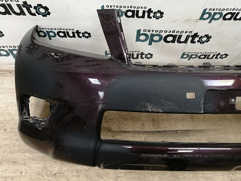 Фотография детали AA037481; Бампер передний; без паркт.; под омыват. (52119-60E01) для Toyota Land Cruiser Prado 150 (2010 — 2013)/БУ; Оригинал; Р1, Мелкий дефект; . Фото номер 5