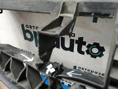 Фотография детали AA028882; Передняя панель (6RU805588F) для Volkswagen Polo/БУ; Оригинал; Р2, Удовлетворительное; . Фото номер 8